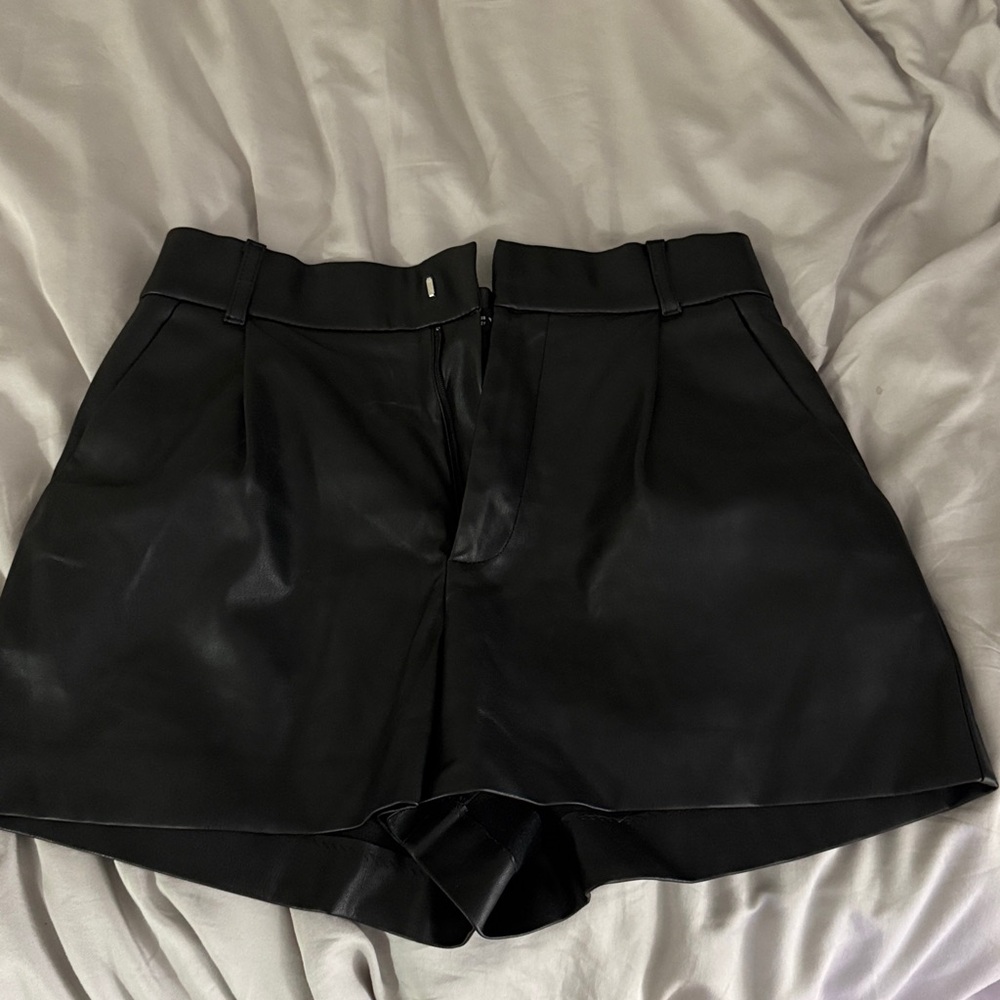 Zara High Waist Black Faux Leather pleated Shorts